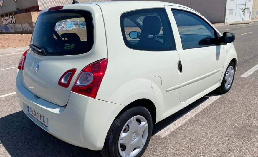 RENAULT TWINGO 1.2 16V