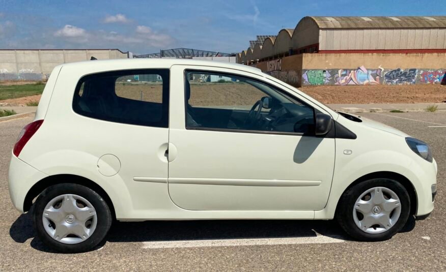 RENAULT TWINGO 1.2 16V