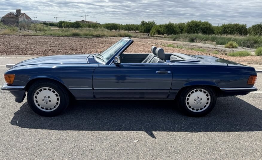 mercedes SL500 w107