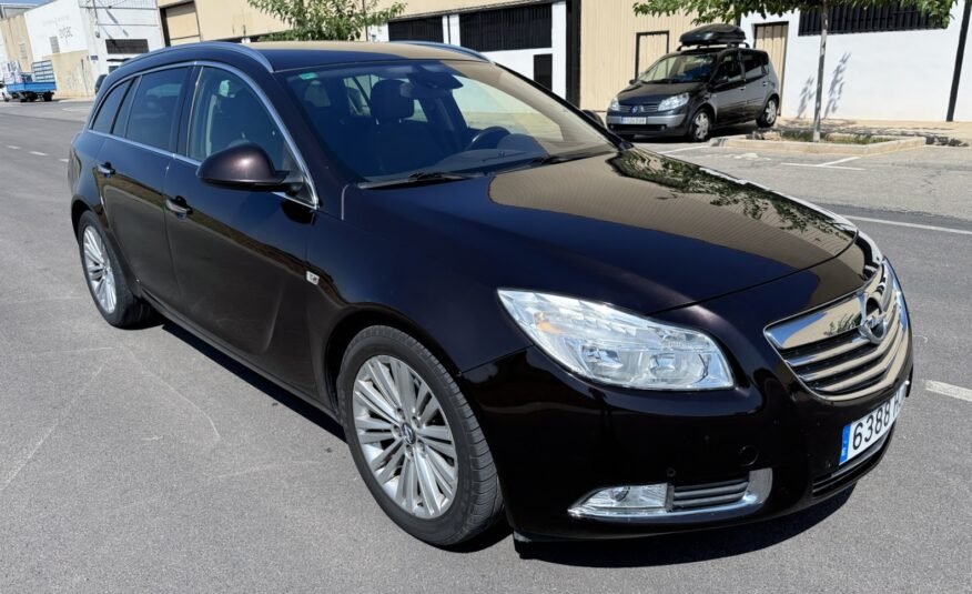 OPEL INSIGNIA SPORTS TOURER 2.0 CDTI