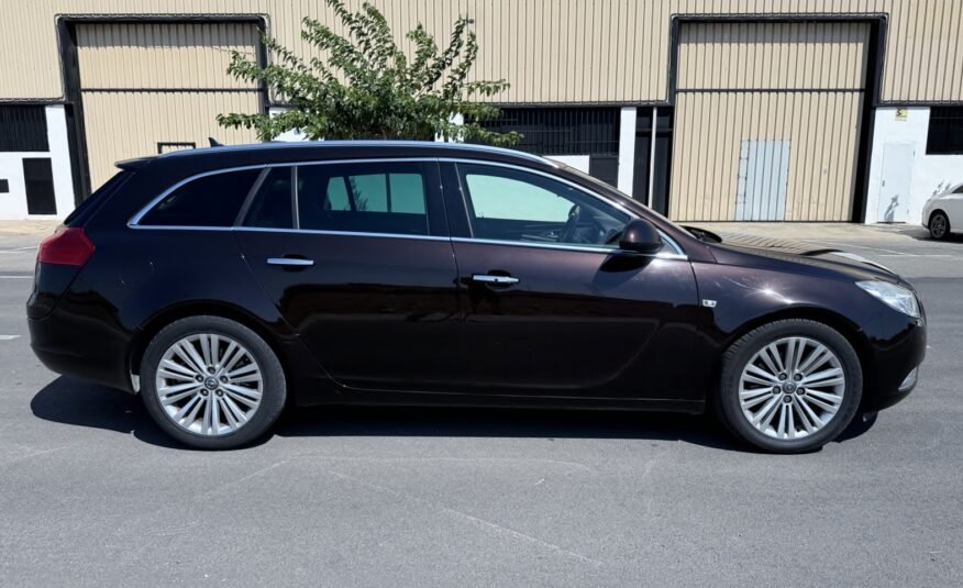 OPEL INSIGNIA SPORTS TOURER 2.0 CDTI