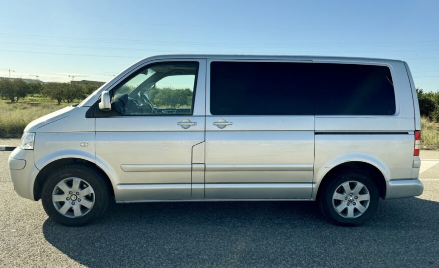 VOLKSWAGEN MULTIVAN 2.5TDI