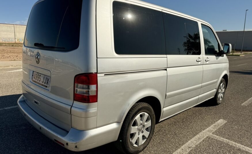 VOLKSWAGEN MULTIVAN 2.5TDI