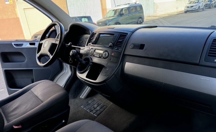 VOLKSWAGEN MULTIVAN 2.5TDI