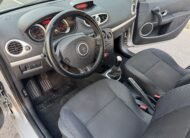 RENAULT Clio 1.2 16V