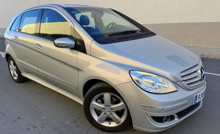 MERCEDES-BENZ B200 CDI AVANTGARDE