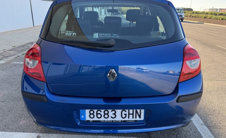 RENAULT Clio 1.5DCI 5 PUERTAS