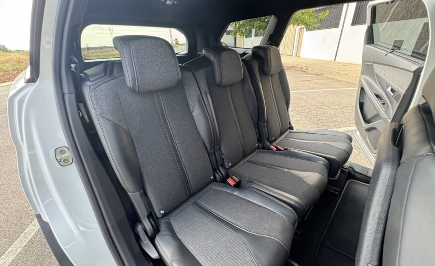 PEUGEOT 5008 GTLINE