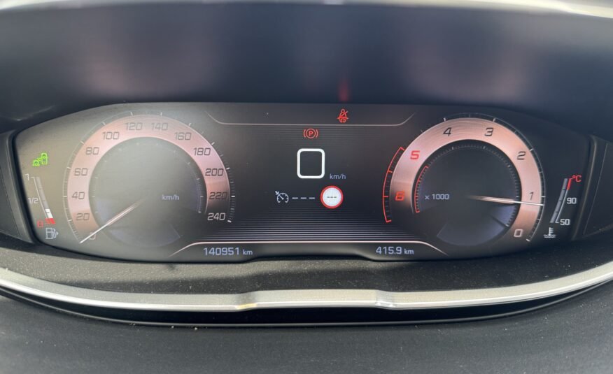 PEUGEOT 5008 GTLINE