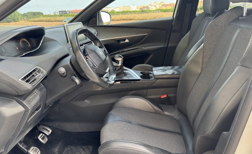PEUGEOT 5008 GTLINE