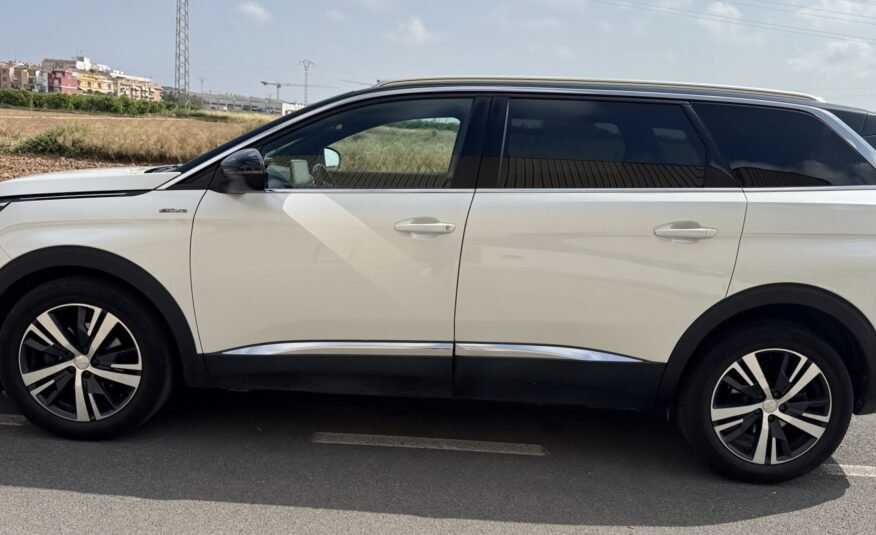 PEUGEOT 5008 GTLINE