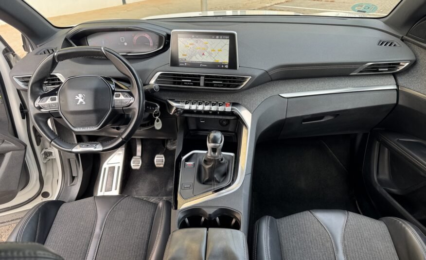 PEUGEOT 5008 GTLINE