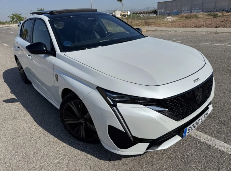 PEUGEOT 308 GT PACK HYBRID 225 EAT8