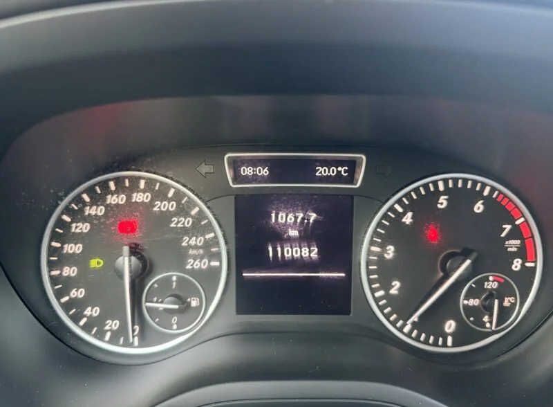 MERCEDES-BENZ CLASE B 180 BE