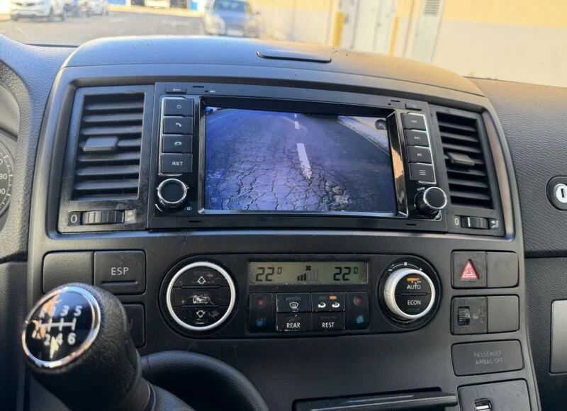 VOLKSWAGEN MULTIVAN 2.5TDI