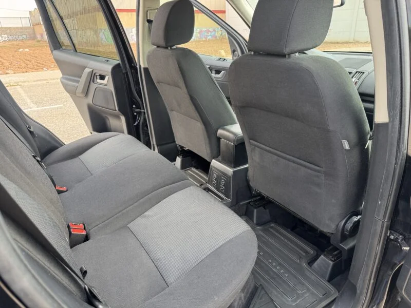 LAND-ROVER FREELANDER 2.2TD4 XS E