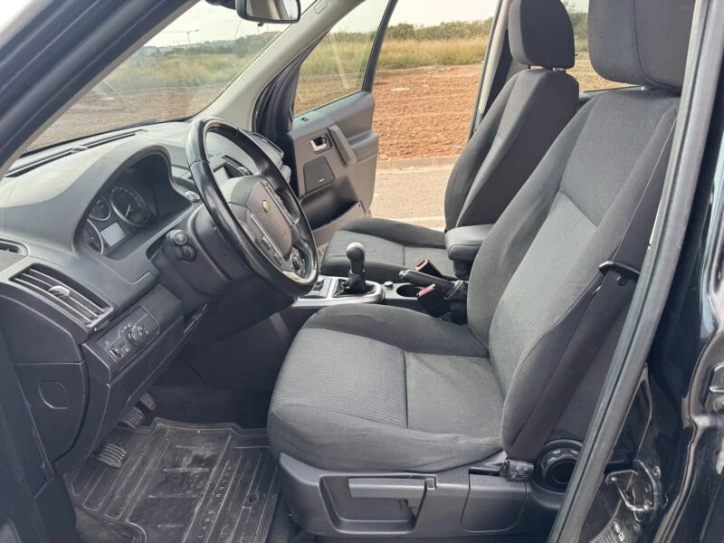 LAND-ROVER FREELANDER 2.2TD4 XS E