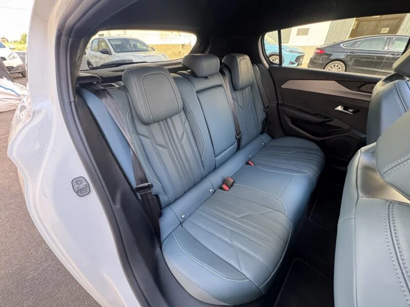 PEUGEOT 308 GT PACK HYBRID 225 EAT8