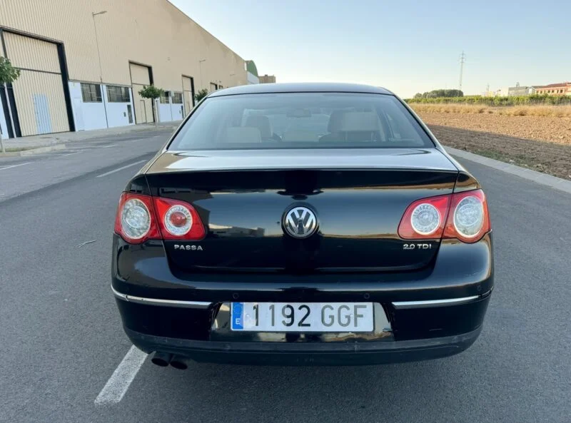 VOLKSWAGEN PASSAT 2.0TDI 140 DSG