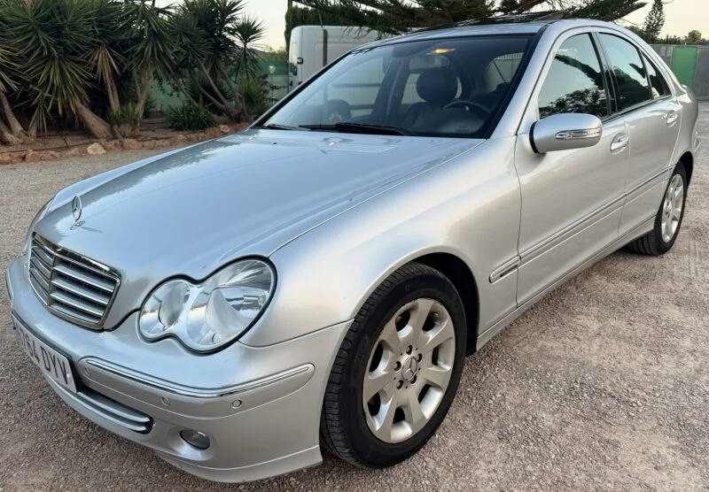 MERCEDES-BENZ Clase C 220 CDI ELEGANCE