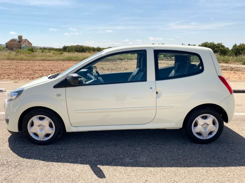 RENAULT TWINGO 1.2 16V