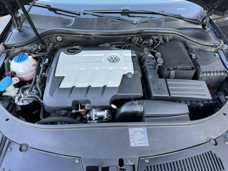 VOLKSWAGEN PASSAT 2.0TDI 140 DSG
