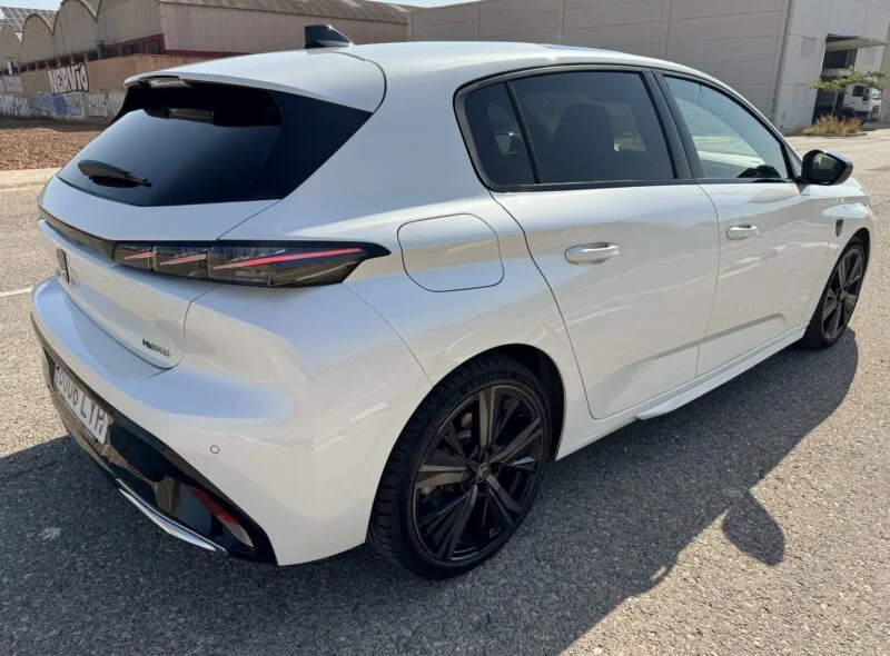 PEUGEOT 308 GT PACK HYBRID 225 EAT8