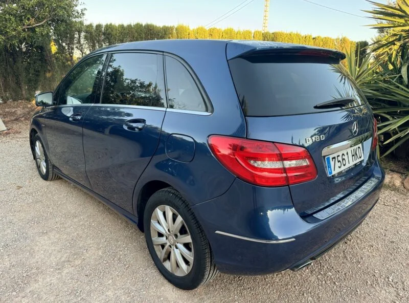 MERCEDES-BENZ CLASE B 180 BE