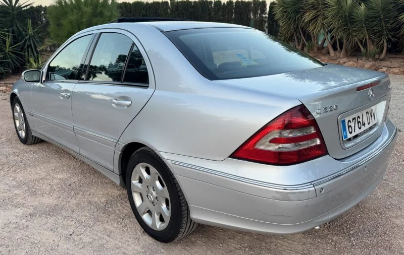 MERCEDES-BENZ Clase C 220 CDI ELEGANCE