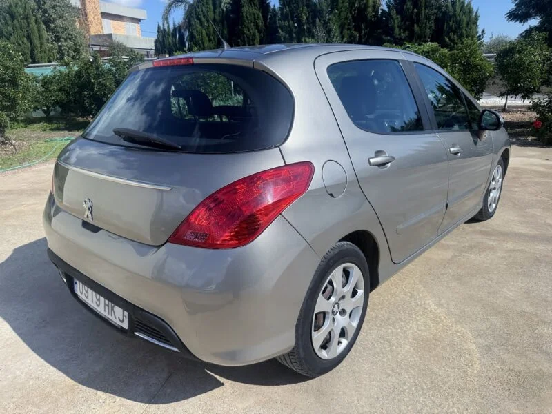 PEUGEOT 308 1.6HDI