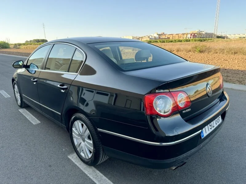 VOLKSWAGEN PASSAT 2.0TDI 140 DSG