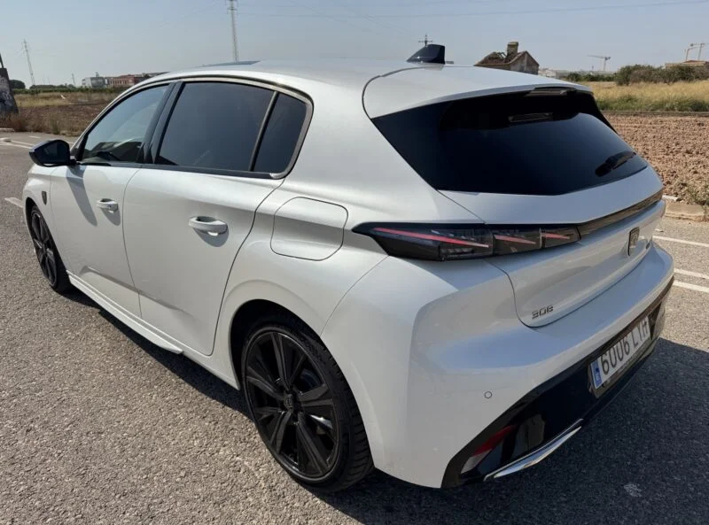 PEUGEOT 308 GT PACK HYBRID 225 EAT8