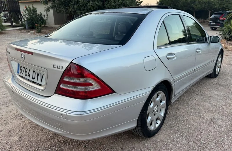 MERCEDES-BENZ Clase C 220 CDI ELEGANCE