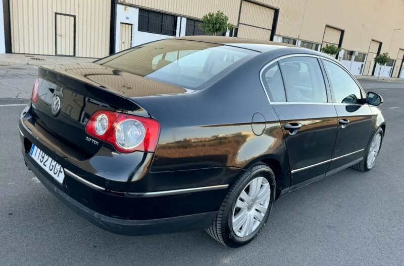 VOLKSWAGEN PASSAT 2.0TDI 140 DSG