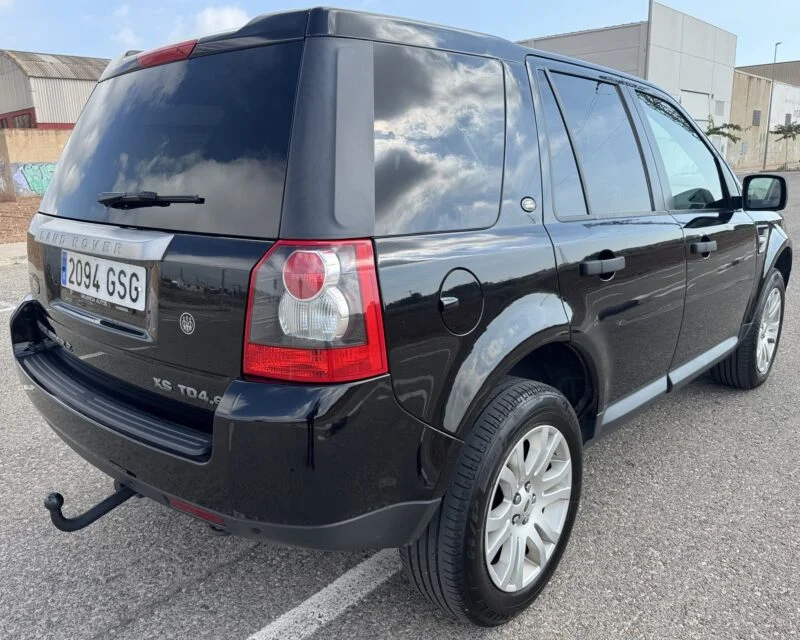 LAND-ROVER FREELANDER 2.2TD4 XS E