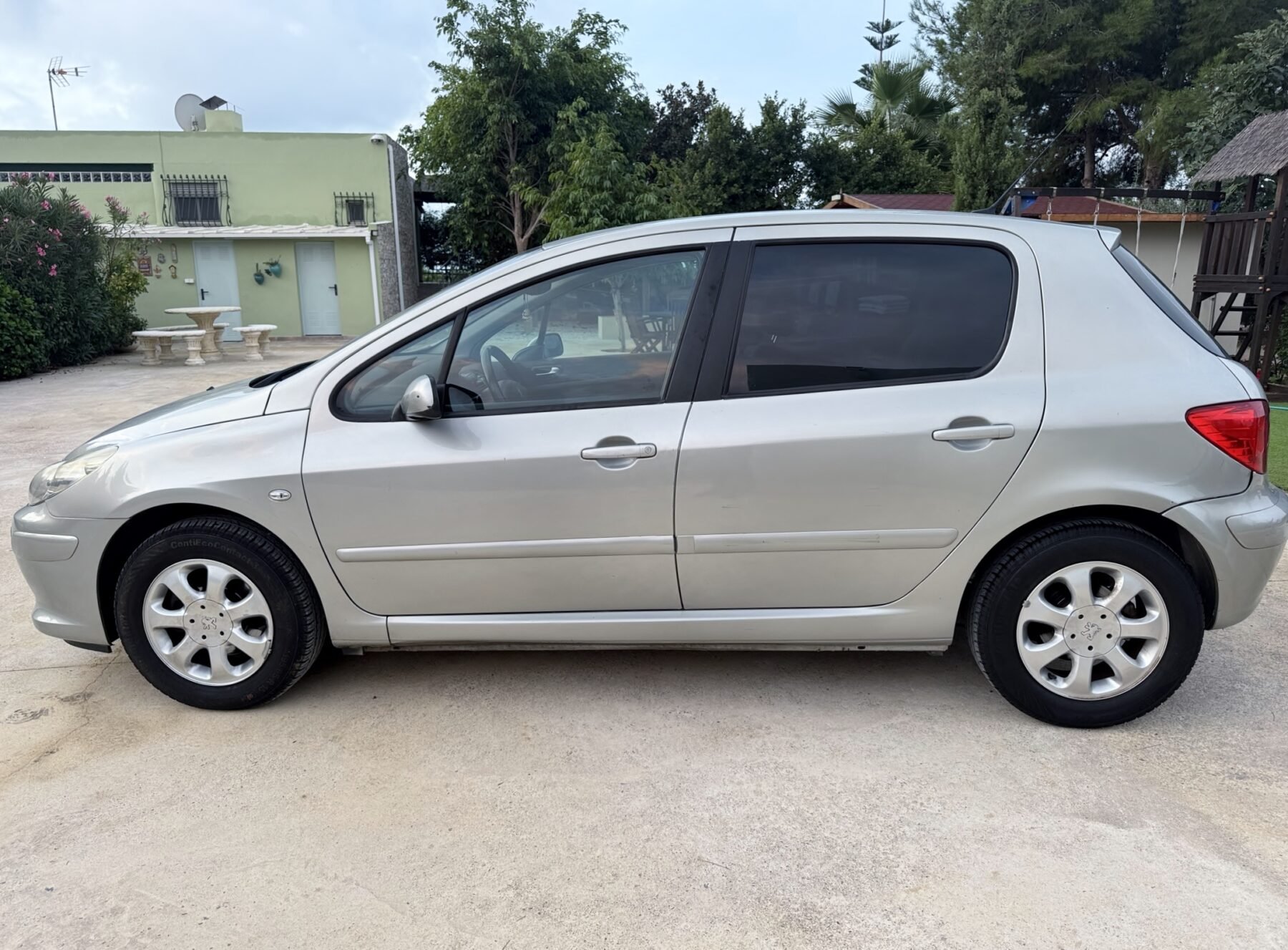 PEUGEOT 307 1.6 XT AUTOMATICO 