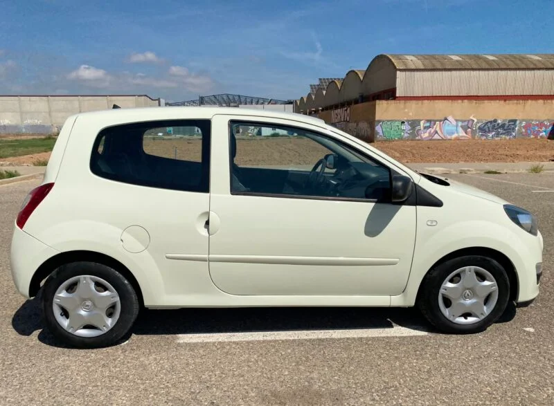 RENAULT TWINGO 1.2 16V