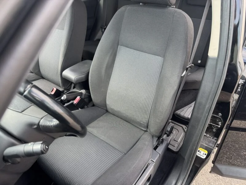 LAND-ROVER FREELANDER 2.2TD4 XS E