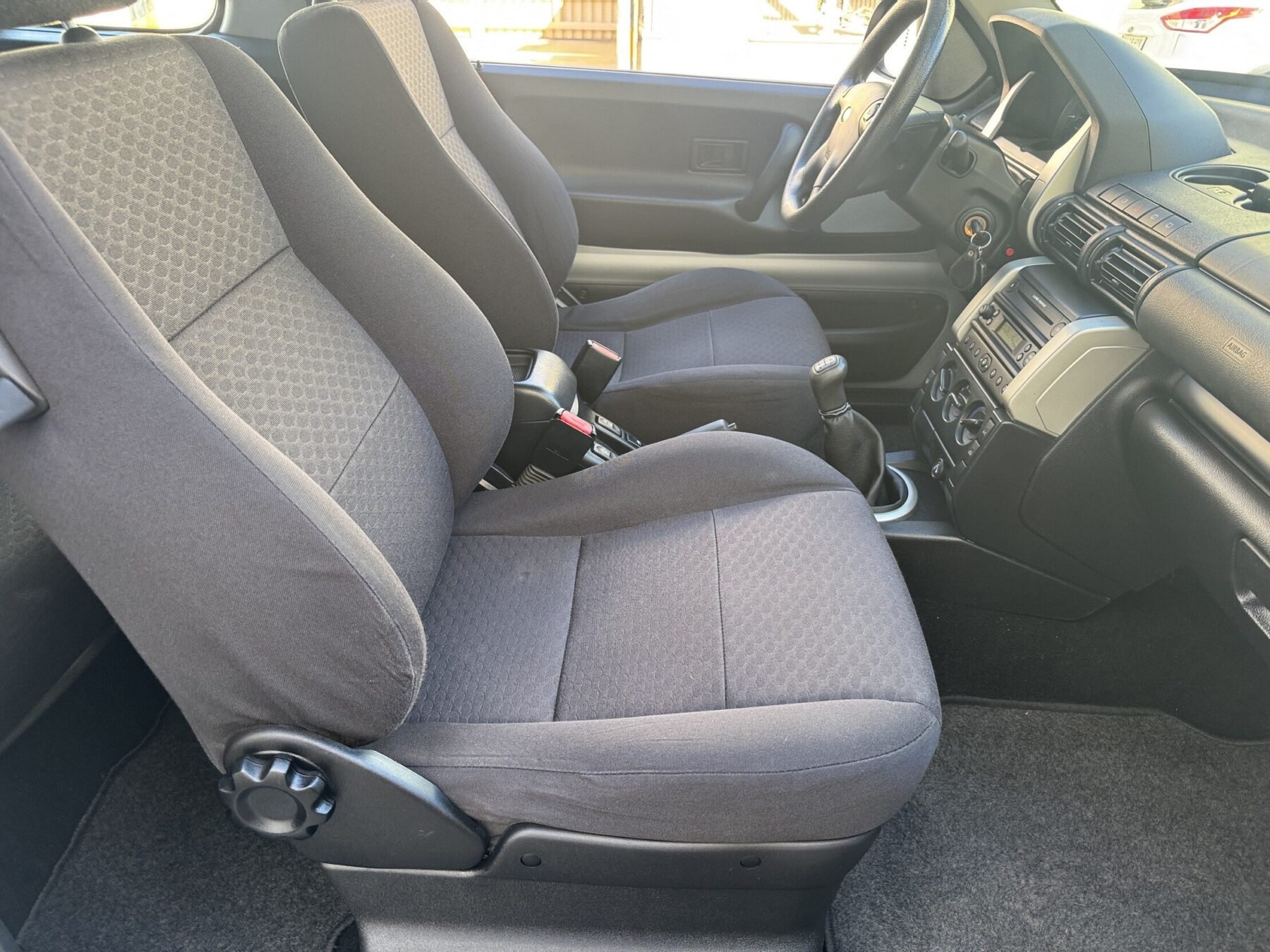 LAND-ROVER FREELANDER TD4  S 