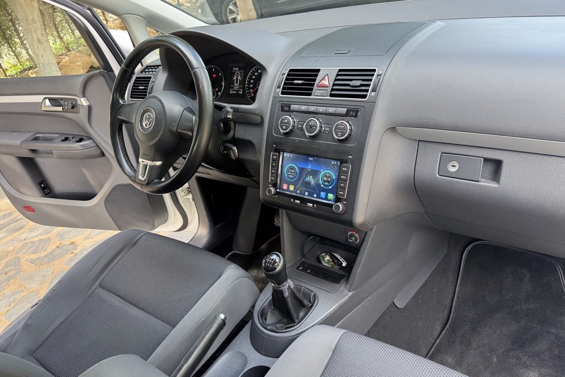 VOLKSWAGEN TOURAN 1.6 TDI 