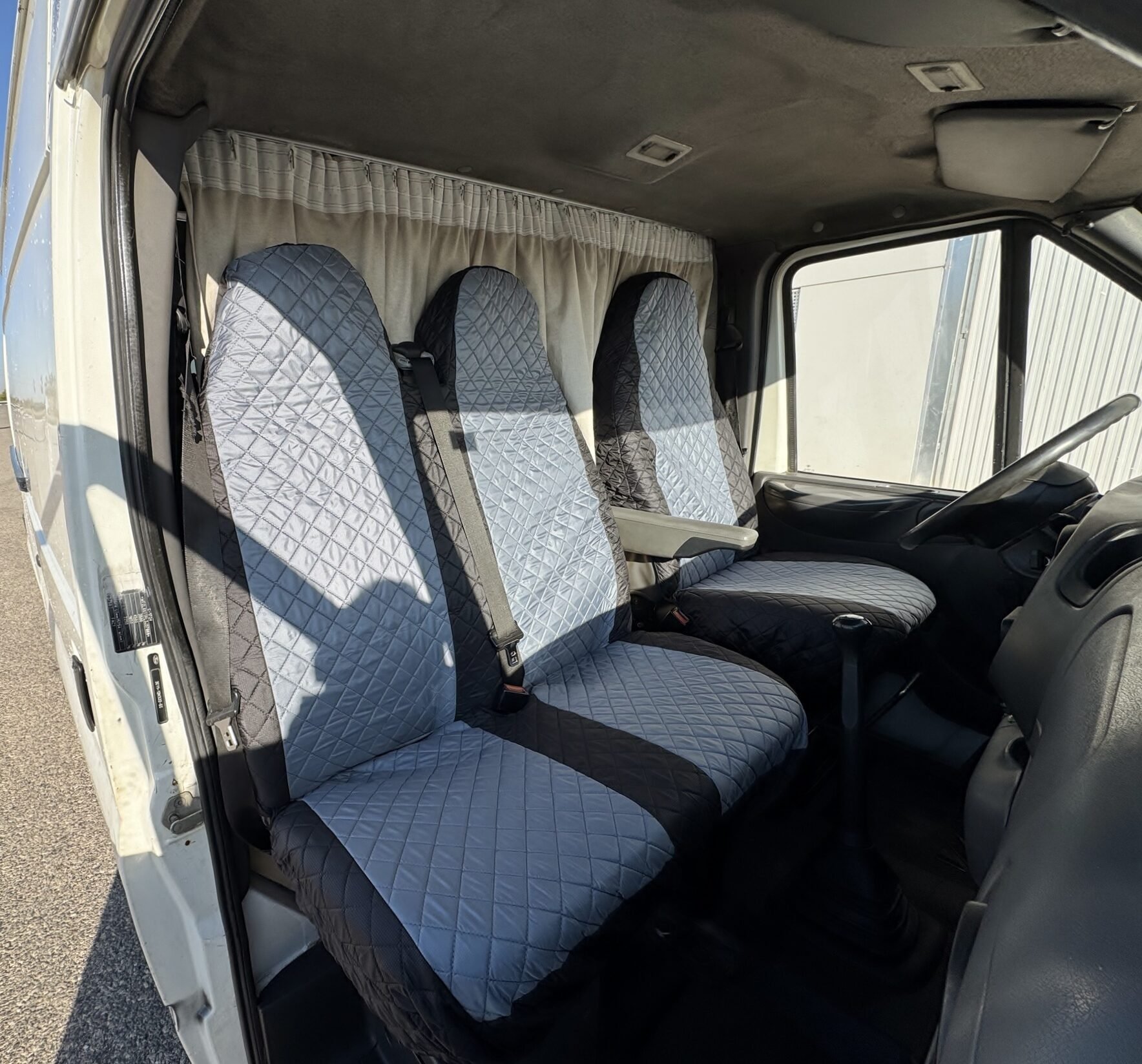 FORD AUTOCARAVANA TRANSIT CAMPERIZADA 