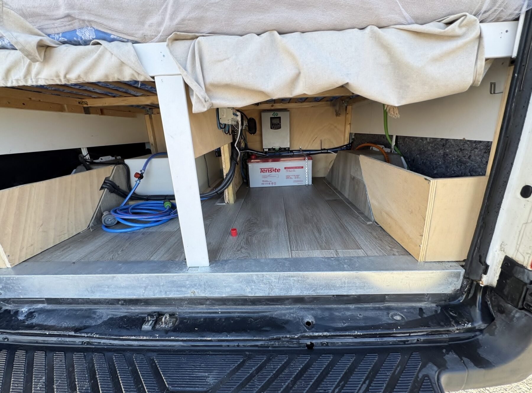 FORD AUTOCARAVANA TRANSIT CAMPERIZADA 