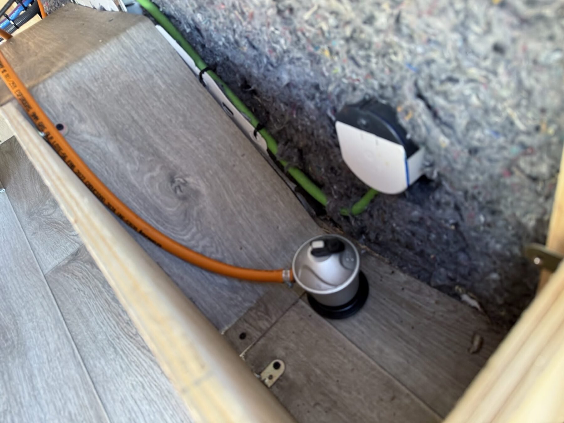 FORD AUTOCARAVANA TRANSIT CAMPERIZADA 