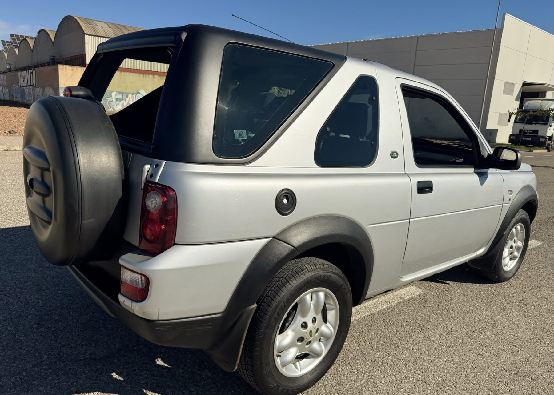 LAND-ROVER FREELANDER TD4  S 