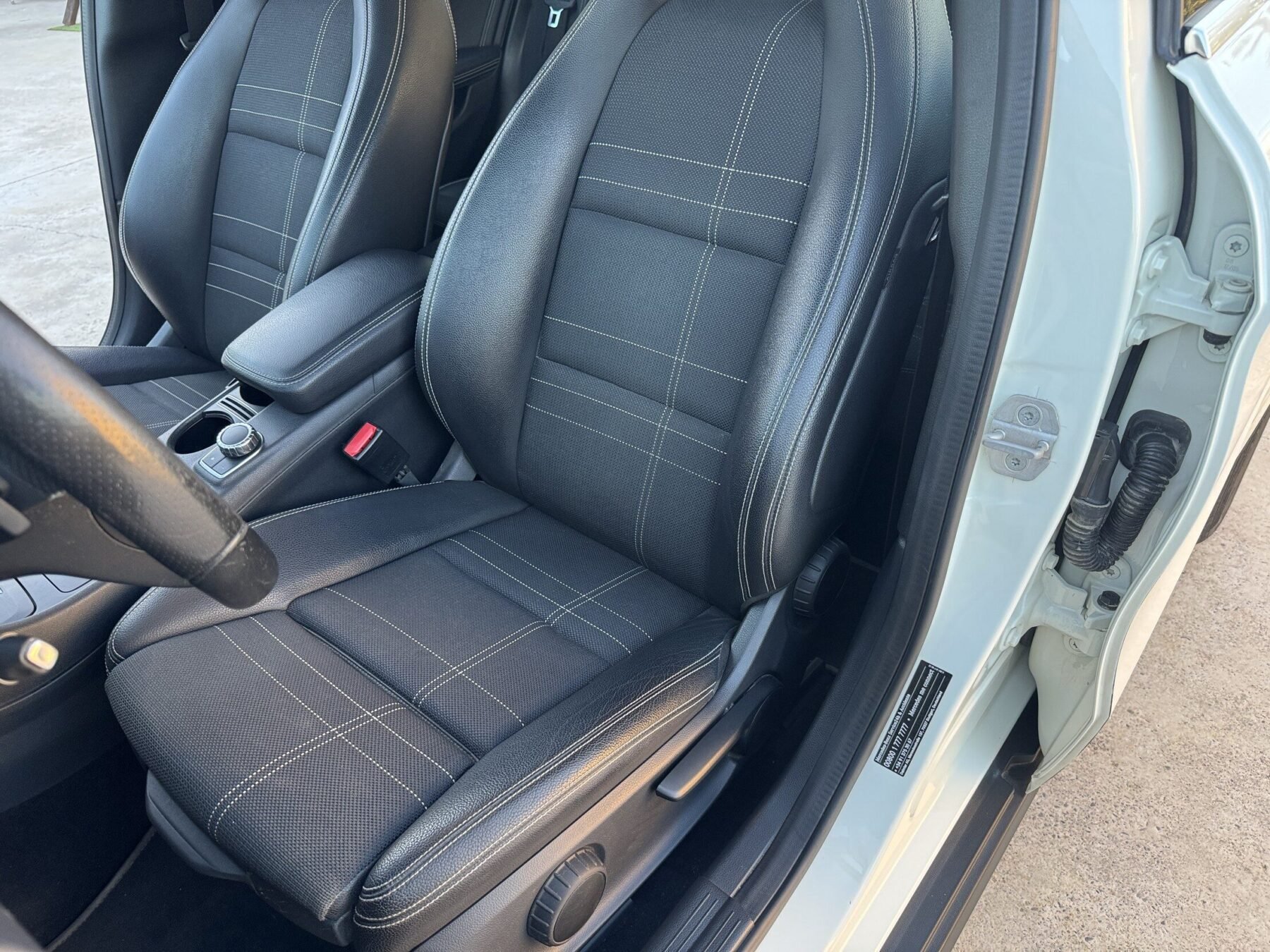 MERCEDES-BENZ GLA 200 CDI AUTOMATICO 