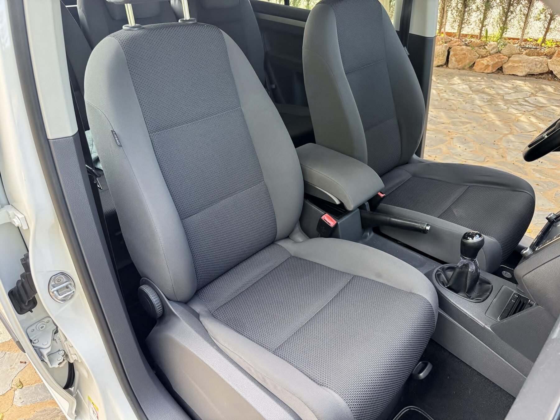 VOLKSWAGEN TOURAN 1.6 TDI 