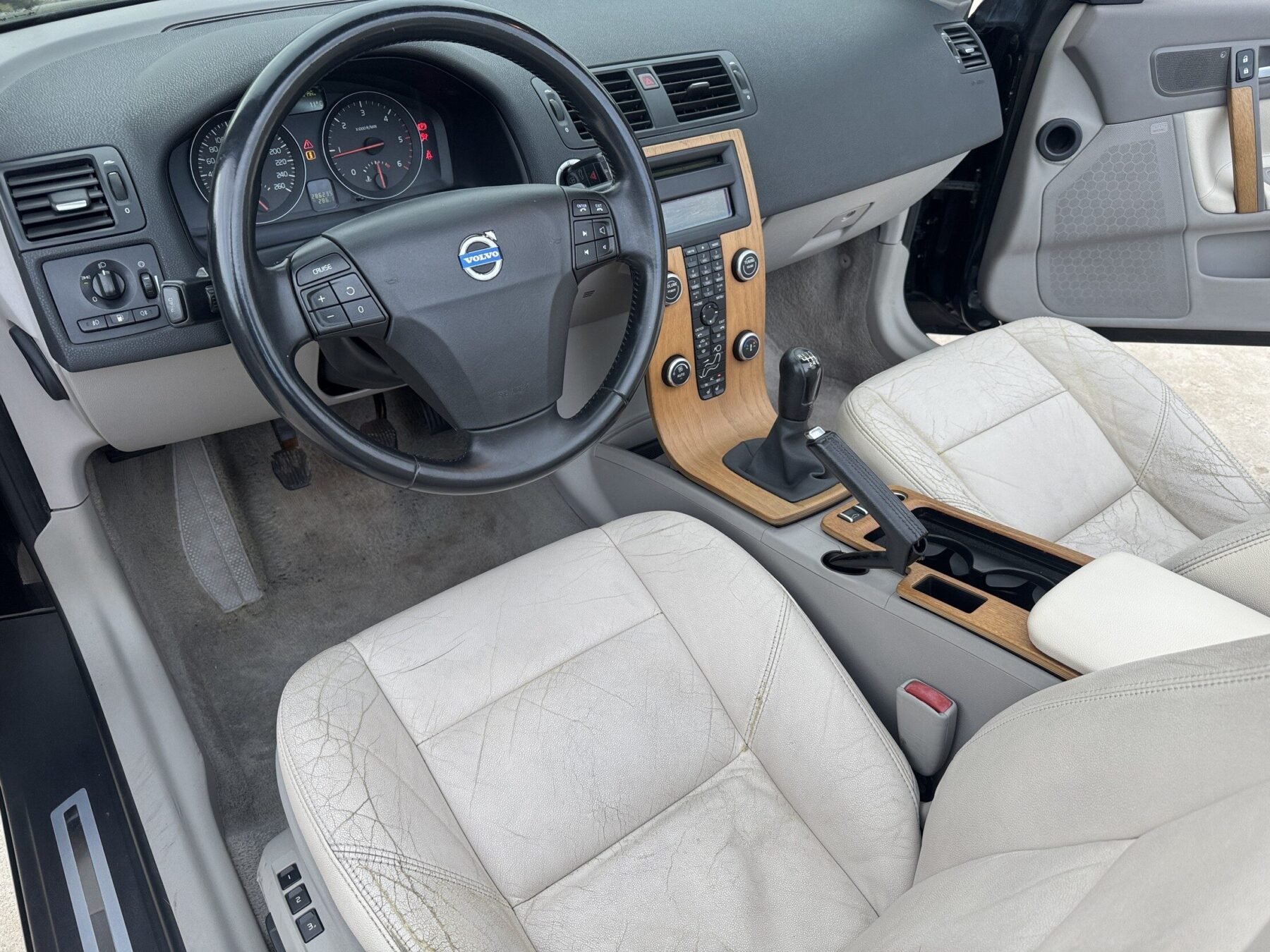 VOLVO C70 2.0 D  CABRIO