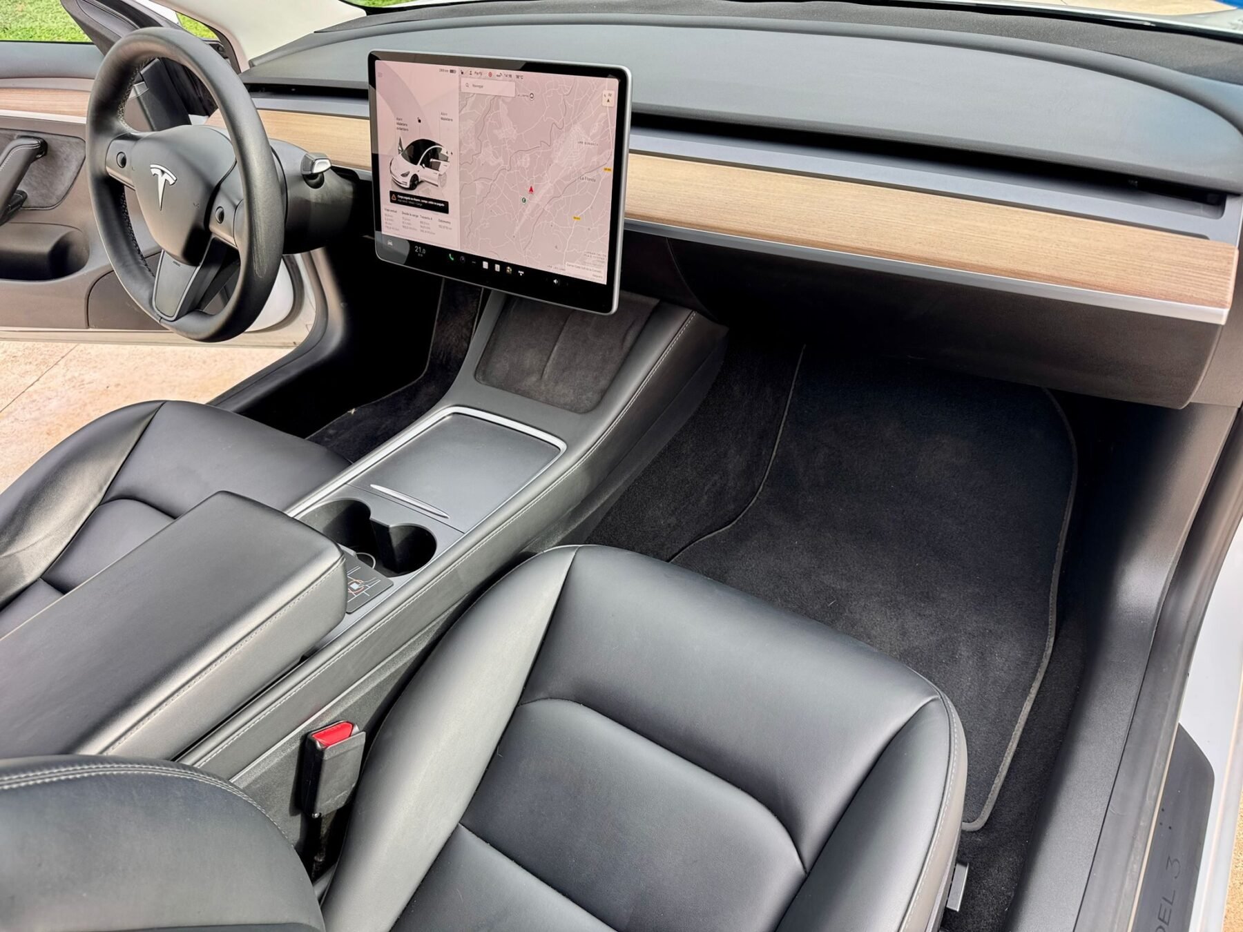TESLA RWD 208KW