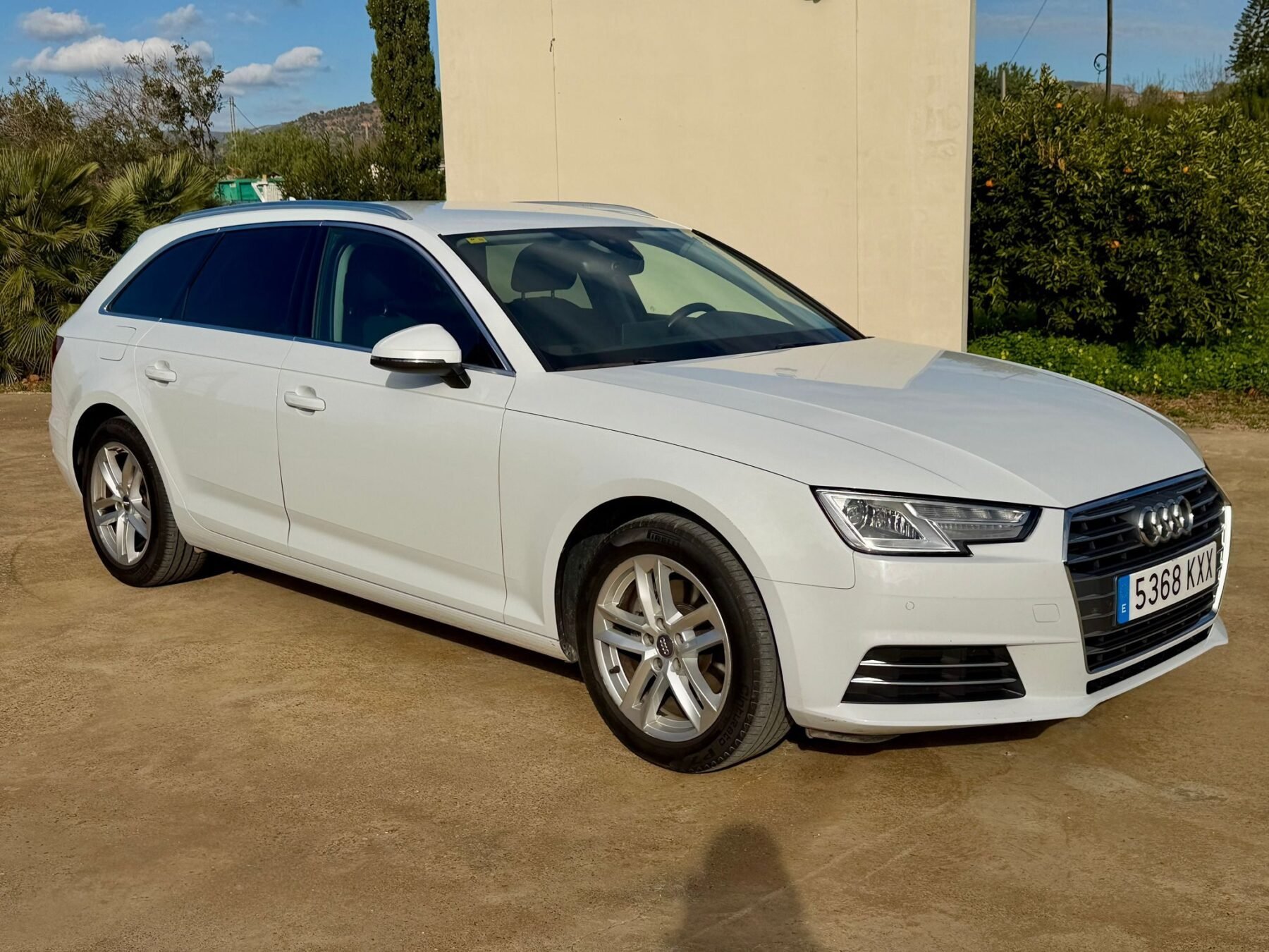 AUDI A4 35 tfsi avant s-tronic 