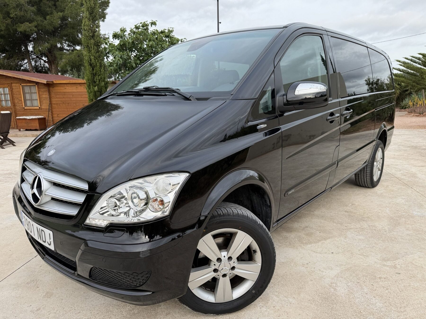 MERCEDES-BENZ VIANO AMBIENTE 4 MOTION 